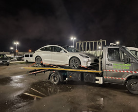 Tesla buvo vežama Vilnius Waršuva Vilnius