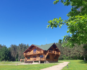 Pušų Šlamesy – Poilsio Sodyba Miško Glėbyje - Sodybos nuomai - 4 Sodybos nuomai - Pušų Šlamesy – Poilsio Sodyba Miško Glėbyje - 4