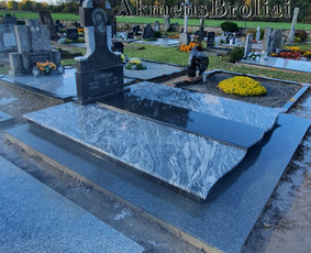 Paminklai. Uždangos. Antkapiai. Stalviršiai. Laiptai. / MB Akmens Broliai / Darbų pavyzdys ID 1940767