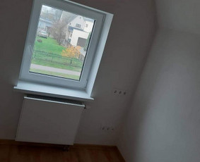 Vidaus ir išorės apdailos darbai - Tapetų klijavimas - 1 Tapetų klijavimas - Vidaus ir išorės apdailos darbai - 1