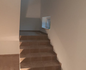 Vidaus ir išorės apdailos darbai - Laiptinių remontas - 1 Laiptinių remontas - Vidaus ir išorės apdailos darbai - 1