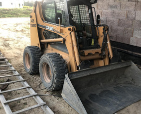 Smulkūs griovimo darbai, mini krautuvo nuoma - Griovimo darbai - 1 Griovimo darbai - Smulkūs griovimo darbai, mini krautuvo nuoma - 1