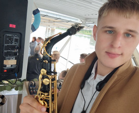 Saksofonistas Tadas jūsų renginiams - Vestuvių muzikantai - 3 Vestuvių muzikantai - Saksofonistas Tadas jūsų renginiams - 3