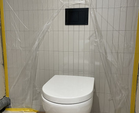 Pakabinamo wc montavimas.
