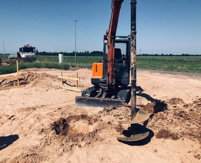 Mini ekskavatoriaus nuoma - Cfa polių gręžimas atviro tipo polių gręžimas ekskavatorius - 1