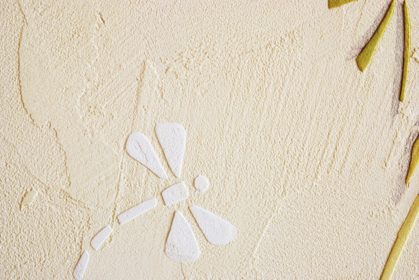 Dekoruota siena fiksuojama kokybišku laku, todėl galima plauti ir valyti.  Dekoruota siena. Interjero dizainas. Decorated wall.
Wall Decor.
Embossed wall decor.
Interior design. Dandelion, dragonfly.