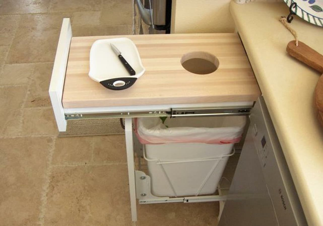 virtuvės ergonomika - išorėje atrodo, kaip du stalčiai, tačiau...