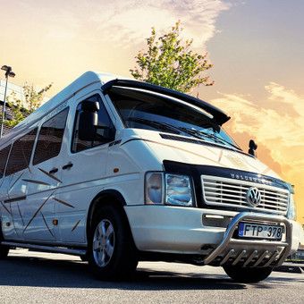 VIPbus iki 12 asmenų Kaunas Luxebus.lt nuotrauka 3