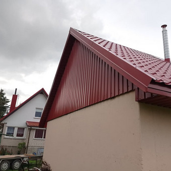 Priklausomai nuo pakalimu
Mediniai-CEDRAL BETONINIAI
Skardiniai-PVC
Visuomet esu už skardinius. Bet čia jau žmogaus pasirinkimas Klaipėda ČIUKORS nuotrauka 7 Stogo pakalimas Klaipėda ČIUKORS nuotrauka 7