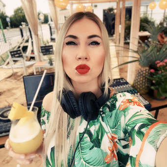 DJ paslaugos Klaipėda Julija Popelkovskaja nuotrauka 1