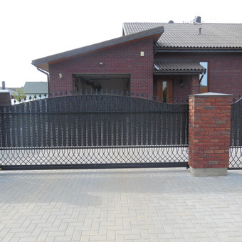 Klaipėda Vartai, Tvoros, Turėklai... nuotrauka 2 Stumdomų vartų gamyba Klaipėda Vartai, Tvoros, Turėklai... nuotrauka 2