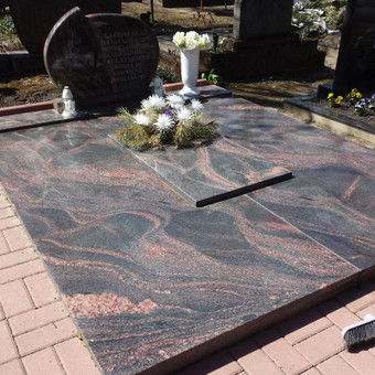 Granito plokštės kapams, dengimas Šiauliai Anicetas Senulis nuotrauka 5
