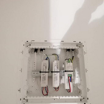 Led juosots montavimas, kartu su led aliuminio profiliumi. Klaipėda Egidijus nuotrauka 5 LED apšvietimas: montavimas Klaipėda Egidijus nuotrauka 5