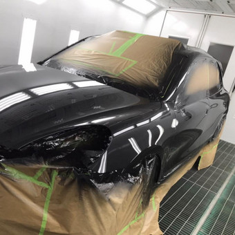 Automobilių kėbulo detalių remontas ir atnaujinimas Kauno rajonas Suportų dažymas-shadow line-ŽibintųLakavimas nuotrauka 1