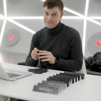 Komunikacija su paslaugų teikėjais (restoranas, dekoratoriai, fotografas, improvizacijos vedėjas), svečių pasitikimas, situacijų sprendimas vietoje. Vilnius Oleg Čeklu nuotrauka 7 Renginio koordinavimas Vilnius Oleg Čeklu nuotrauka 7