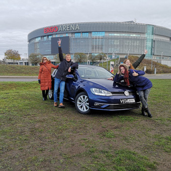 Siūlome paslaugą lengvujų automobilių nuoma su VAIRUOTOJU. Kaunas Vitarent nuotrauka 2 Automobilių nuoma su vairuotoju Kaunas Vitarent nuotrauka 2