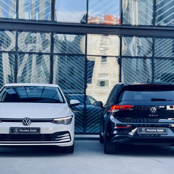 Keleivių pervežimai standart klasės naujais WV AUTOMOBILIAIS. Kaunas Automobilių nuoma su vairuotoju nuotrauka 5