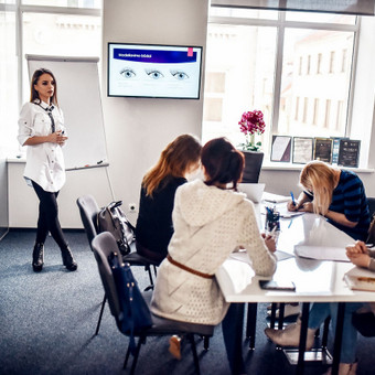 Blakstienų priauginimo kursai Klaipėda Silart Beauty Academy nuotrauka 1