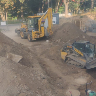 Nuomojame minikrautuvo bobcat techniką, ESKAVATORIAUS, KRAUTUVO NUOMA, KASIMO DARBAI, Bobkat TVENKINIŲ KASIMAS, TRINKELIŲ KLOJIMAS, APŽELDINAMAS, LAISTYMO SISTEMOS, TVORŲ ĮRENGIMAS, SEGMENTINES TVOROS Vilnius Technika žemės kasimo darbai nuotrauka 2 Bobcat nuoma Vilnius Technika žemės kasimo darbai nuotrauka 2