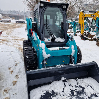 Bobcat nuoma su operatoriumi Vilnius NESTEKA UAB nuotrauka 2