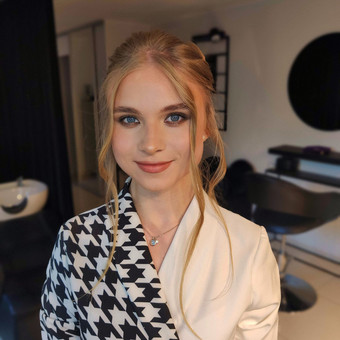 COMBO: proginis makiažas + šukuosena Vilnius Indrė Paulina nuotrauka 14