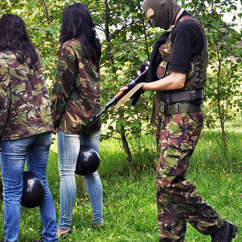 Vilniuje, Kaune,Klaipėdoje, Šiauliuose ir Panevežyje Jūsų lauks nepamirštamos akimirkos ir nuotykiai. Siūlome 4 skirtingus vakarėlius. Ir toms, kurios nori romantikos, ir toms, kurios nori nuotykių. Vilnius MB GOCRAZY LT nuotrauka 9 Mergvakariai Vilnius MB GOCRAZY LT nuotrauka 9