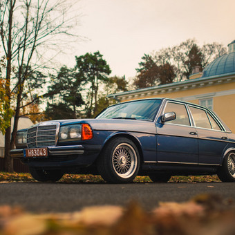Mercedes-Benz e230 (w123) Vilnius RetroNILL (Retro car rent) nuotrauka 6