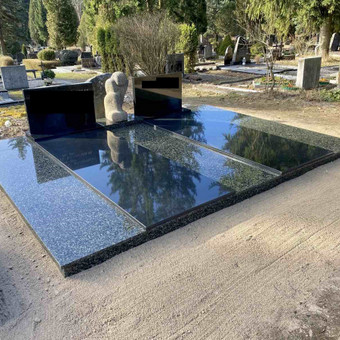 Granito plokštės kapams, dengimas Kaunas UAB "KAPINETA" nuotrauka 3