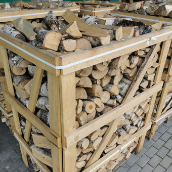 Natūraliai džiovintas Beržas dėžėse po 1.5 kubą. Malkų ilgis ~35cm Klaipėda Malkos Tau nuotrauka 12 Natūralaus drėgnumo Beržas Klaipėda Malkos Tau nuotrauka 12