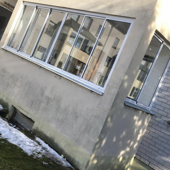 Stumdoma aliuminio balkono konstrukcija Kaunas MB “Langų Inovacijos” nuotrauka 6 Balkonų stiklinimas Kaunas MB “Langų Inovacijos” nuotrauka 6