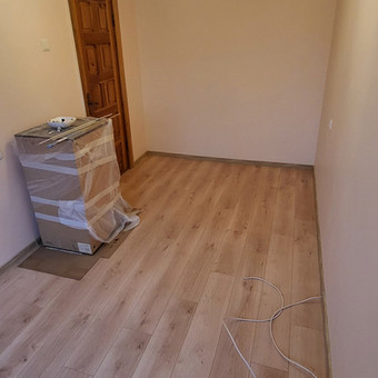 Konkreti kaina nustatoma apkalbėjus su klientu ir paskaičiavus medžiagų ir darbų kiekius. Klaipėda Marius nuotrauka 32 Laminato grindų įrengimas Klaipėda Marius nuotrauka 32