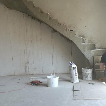 Kaunas Posh Grindys nuotrauka 8 Laiptų lyginimas Kaunas Posh Grindys nuotrauka 8