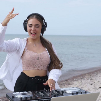 Dj Ellika Vilnius Dj Darbų pavyzdžių galerija ID 2838037