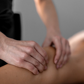 Gydomieji masažai Kaunas Judesio Dirbtuvės Kineziterapijos Studija nuotrauka 8