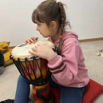 Grupiniai muzikos užsiėmimai vaikams nuo 6 mėn. iki 7 m. Kaunas Fortepijonas, smuikas, dainavimas, gitara. nuotrauka 5 Privačios muzikos pamokos Kaunas Fortepijonas, smuikas, dainavimas, gitara. nuotrauka 5