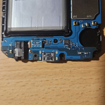 Įkrovimo prievado taisymas Panevėžys Mobitirus nuotrauka 7