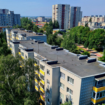 Stogų valymas nuo samanų bei susikaupusių nešvarumų, senų antenų šalinimas. Kaunas MB "Aukštalipiai" nuotrauka 3 Stogų valymas ir priežiūra Kaunas MB "Aukštalipiai" nuotrauka 3