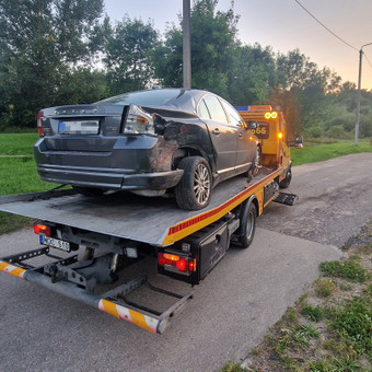 Automobilių transportavimas po auto įvykių, sudaužytų automobilių transportavimas Vilnius Tralas Go nuotrauka 14 Transportavimas po eismo įvykio Vilnius Tralas Go nuotrauka 14
