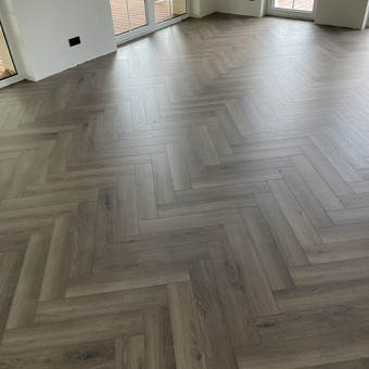 Greitai ir kokybiškai atlieku darbus. Vilnius Donwood nuotrauka 1 Laminato klojimas Vilnius Donwood nuotrauka 1