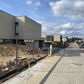Betonuojame Tvoros stulpus, standartinius ne stsandartinius, padedame parinkti tinkamas medžiagas ir pakonsultuojame kas geriausia klientui Vilnius AM Statybų Grupė nuotrauka 12 Tvoros stulpai betonavimas Vilnius AM Statybų Grupė nuotrauka 12