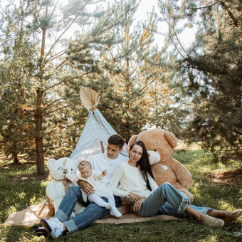 1h 80€ 30vnt fotografijų 30min 50€
Tik Panevežio mieste Panevėžys Lalunuphotography nuotrauka 8 Šeimos fotosesija Panevėžys Lalunuphotography nuotrauka 8