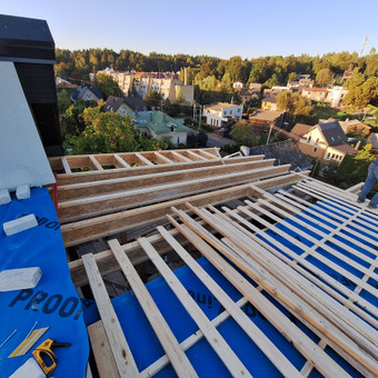Visi stogo dengimo darbai, pakalimai, lietaus nuvedimo sistemos montavimas. Vilnius MB Svpi grupė nuotrauka 10 Stogų dengimas, apdaila. Vilnius MB Svpi grupė nuotrauka 10