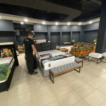 Specializuojamės dalinių ir smulkių krovinių pervežime Lietuvos ribose. Siūlome ne tik pervežimo paslaugas, bet kartu galime išvežti senus baldus, šiukšles, buitinę techniką ir statybines atliekas. Vilnius EKSTEKO MB nuotrauka 2 Smulkių krovinių pervežimas Lietuvoje Vilnius EKSTEKO MB nuotrauka 2