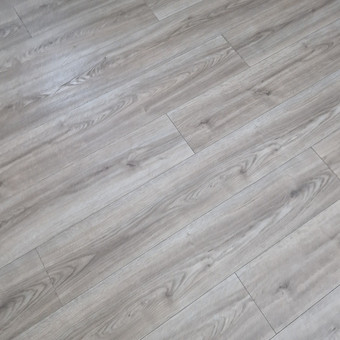 Laminato klojimas Kaunas UAB TONA DŪMTRAUKIAI nuotrauka 3