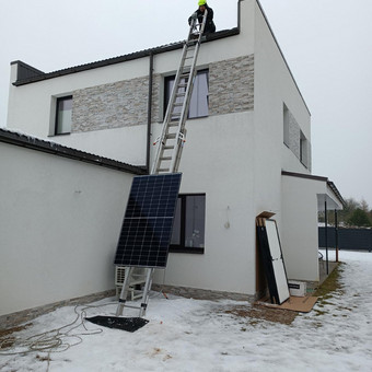 Nuo 80eur už instaliuotą saulės elektrinės 1kW. Instaliacijos kaina mažėja didėjant elektrinės dydžiui. Žiūrim situaciją ir tariamės. Kaunas Vaidas Vaitkaitis nuotrauka 11 Saulės elektrinių montavimas Kaunas Vaidas Vaitkaitis nuotrauka 11