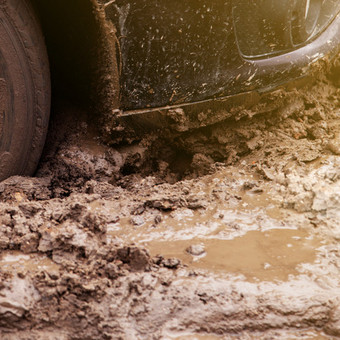 Ištraukimas iš griovio, užklimpus, t.t.... Kaunas MB "Geltonas traliukas" nuotrauka 4 Pagalba užklimpus automobiliui Kaunas MB "Geltonas traliukas" nuotrauka 4