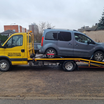 ☆TRALO PASLAUGOS
Automobilių ir kitų transporto priemonių pervežimas.
Galime vežti sandeliukus, skynines, pirtis, kubilus ir t.t.
Taip pat paletes iš parduotuvių.
Prašom skambinti: +37063111949 Kaunas Greitas ir pigus pervežimas nuotrauka 9 Tralo paslaugos/ traliukas Kaunas Greitas ir pigus pervežimas nuotrauka 9