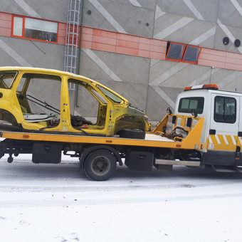 Transportuosime jūsų auto bet kokios būklės nuo taško A iki taško B. Kaunas MB "Geltonas traliukas" nuotrauka 10 Auto kėbulų pervežimas į metalo supirktuvę. Variklių transportavimas. Kaunas MB "Geltonas traliukas" nuotrauka 10