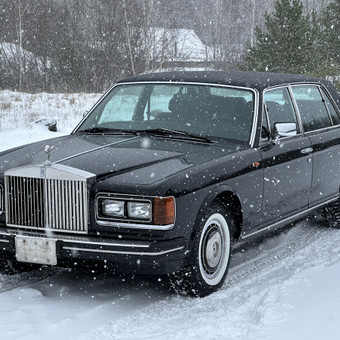 '91 Rolls-Royce Silver Spur II Vilnius RetroNILL - išskirtinių automobilių nuoma nuotrauka 1