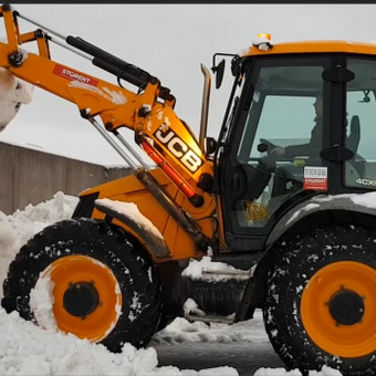 Ratinis ekskavatorius JCB 4CX-4WD Svoris 8400 kg. Priekinio kaušo plotis 2.3 m, pakėlimo aukštis 3.4 m.
Galinės strėlės kasimo gylis 5.8 m. Planiravimo (vartomas) kaušas 1.5m, Kasimo kaušas 0.6m, Šiauliai Auneksa UAB nuotrauka 10 Ratinis ekskavatorius JCB 4CX-4WD nuoma Šiauliai Auneksa UAB nuotrauka 10